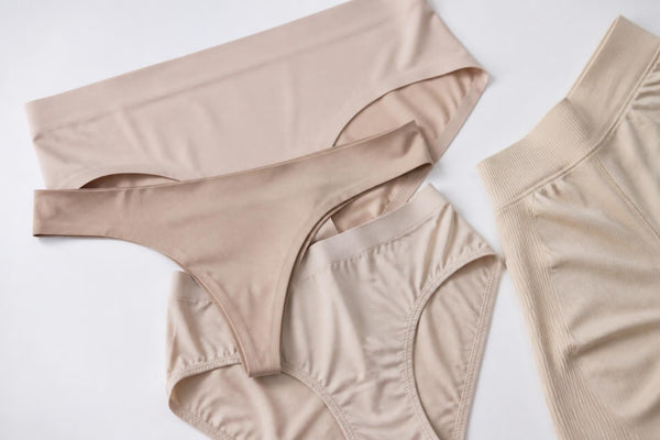 Panties Under Leggings: The Complete 2026 Guide