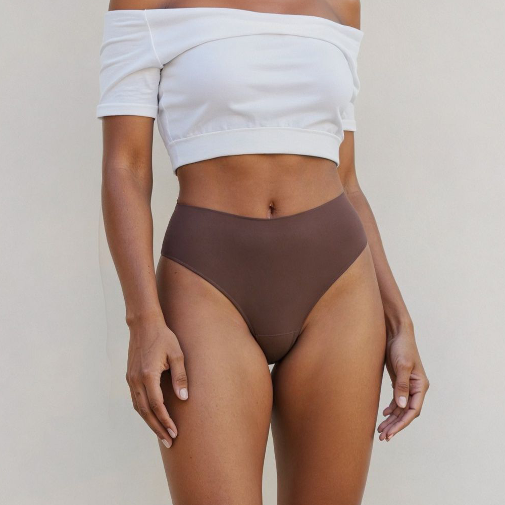 Seamless Camel Toe Thong