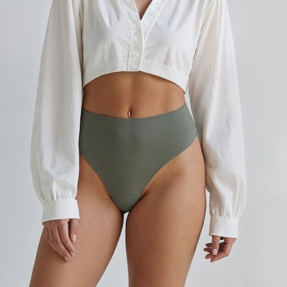 Seamless Camel Toe Thong